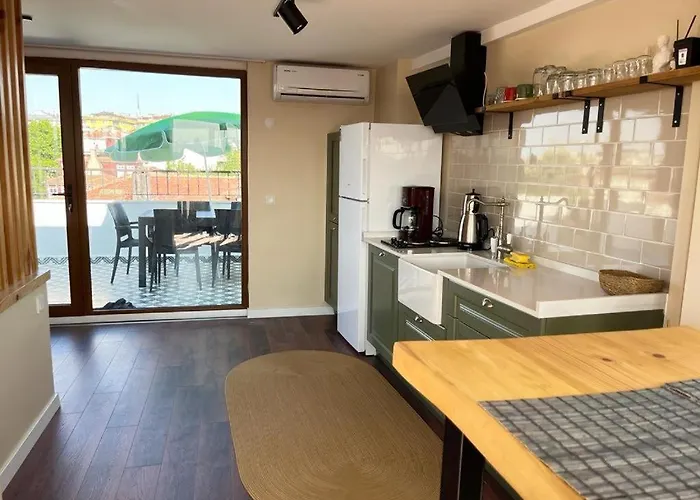 شقة The Pillo Mansion